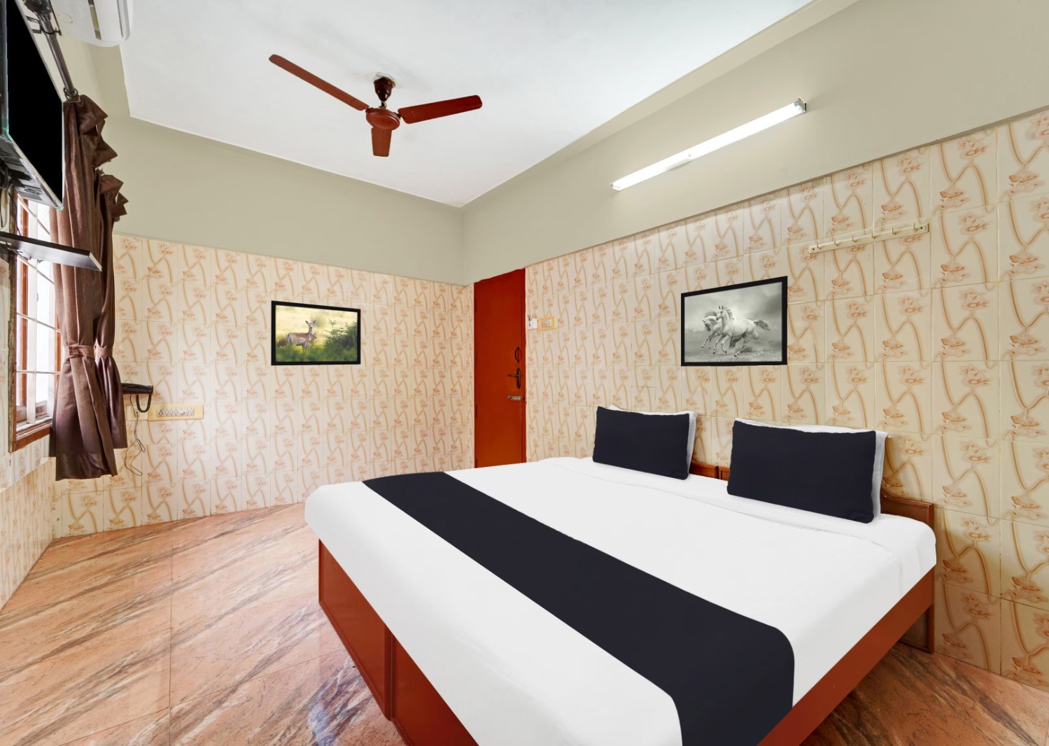 Guest Room 4