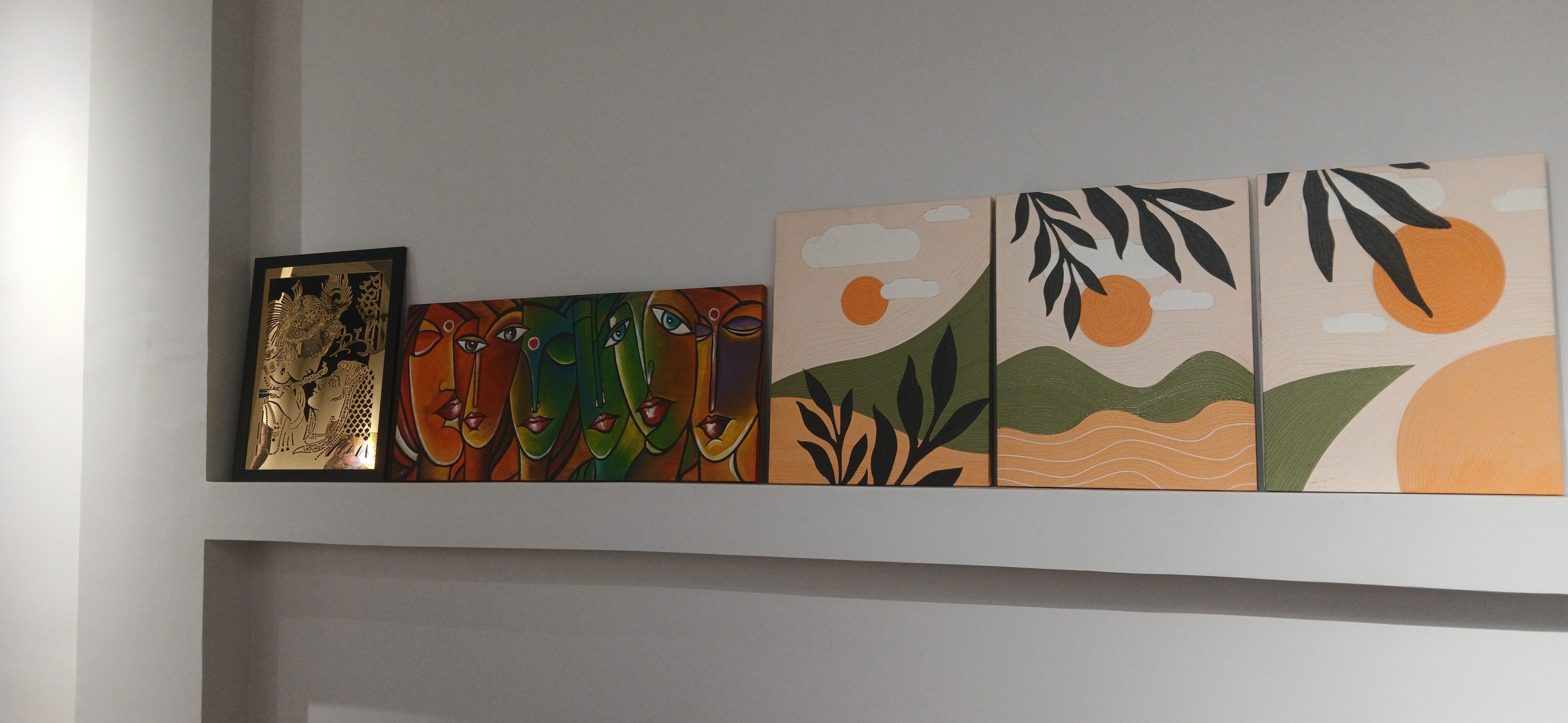 Srestham Gallery